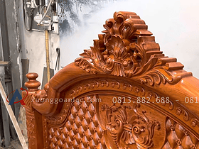 Combo giường ngủ Louis hoàng gia và bàn phấn hoa hồng gỗ hương đá 8 chương liền đục hoa lá tây