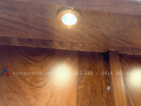 Combo giường Ngủ Louis Hoàng Gia 1m8 x 2m + tủ rượu gỗ hương đá 12 trên trần tủ có lắp đèn led
