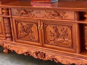 Combo Sập ngồi trọn vân + Kệ tivi + Tủ áo đục tay hàng siêu vip gỗ hương đá (Anh Cao Anh - Chương Mỹ, Hà Nội) 17 cánh tủ đục tranh tứ quý sinh động