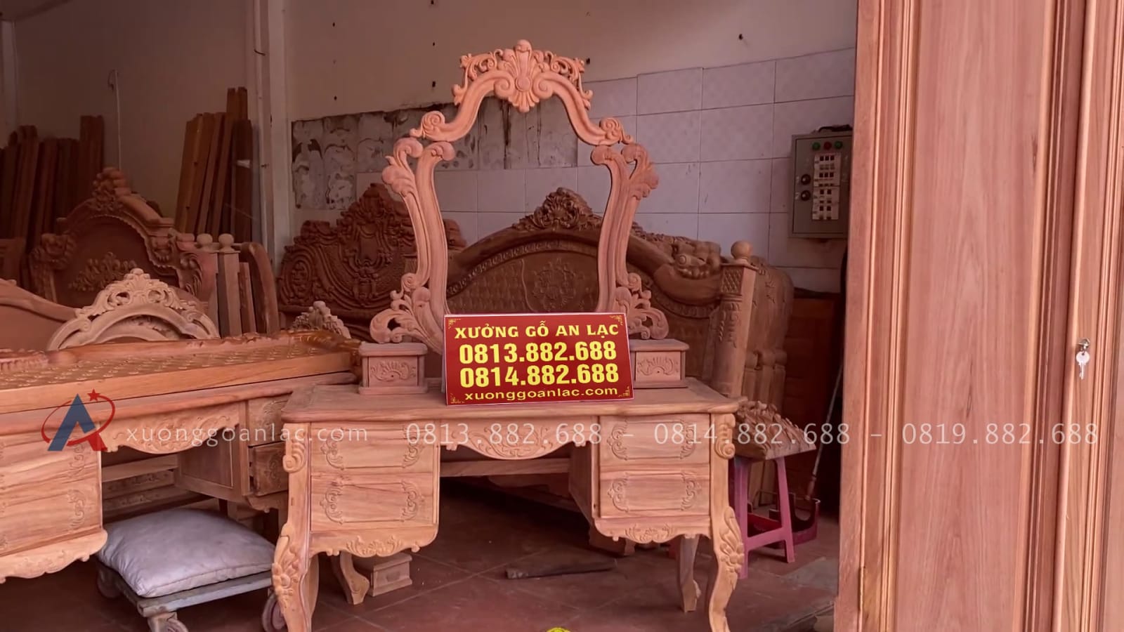 Combo tủ quần áo + bàn trang điểm gỗ gõ đỏ Nam Phi 8 bàn phấn gỗ gõ đỏ