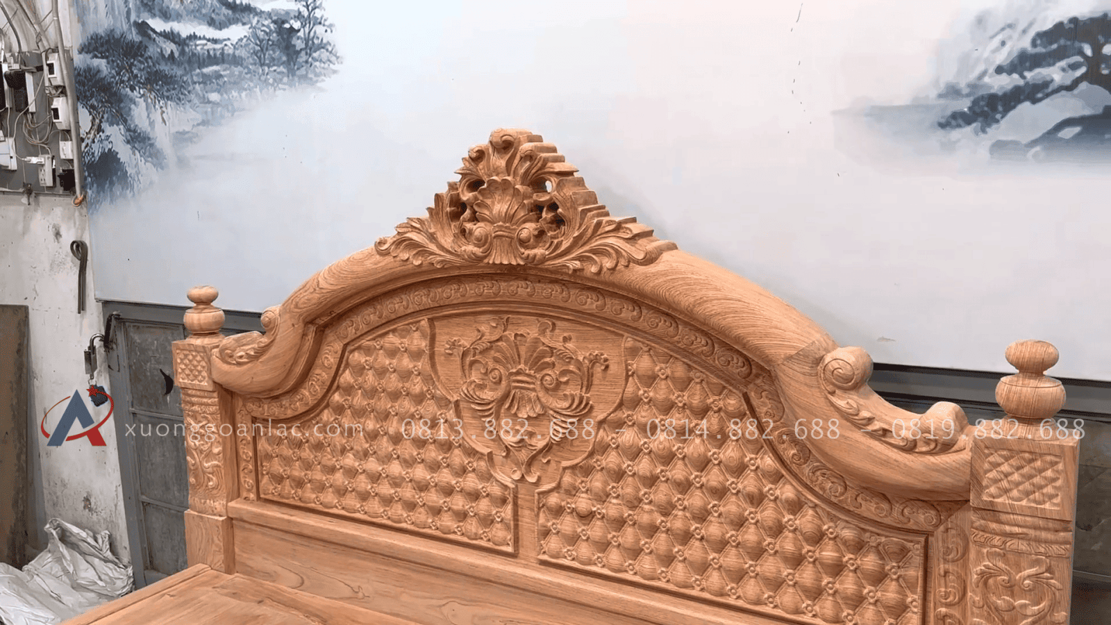 Giường cột vòm đục trám gỗ Hương Đá 2m x 2m2 15 giường ngủ louis hoàng gia vách đục hoa lá tây