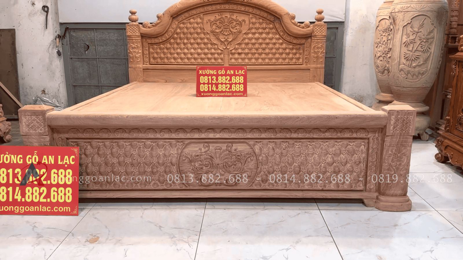 Giường cột vòm đục trám gỗ Hương Đá 2m x 2m2 19 đầu thấp đục hoa lá tây trám lồng mai