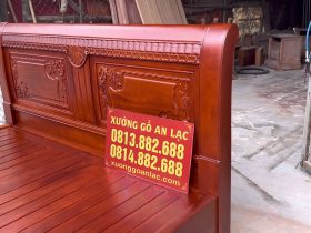 Giường ngủ chữ x gỗ Gõ sơn màu nâu Gụ 5 đầu giường cao đục dải chữ X