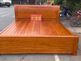 giường ngủ trơn hiện đại chất liệu gỗ gõ đỏ Nam Phi