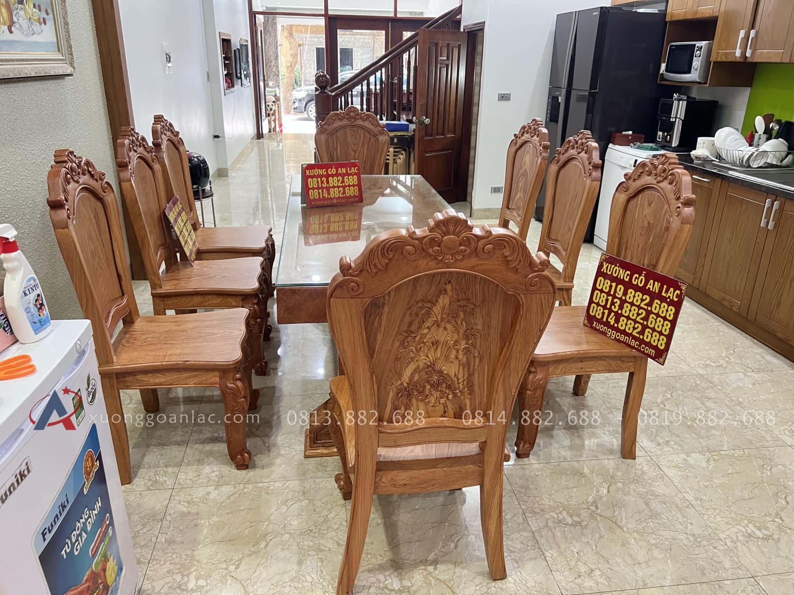 Bộ bàn ăn nguyên khối 8 ghế louis gỗ hương đá siêu vân hàng vip (Anh Sĩ, Điện Biên) 32 bộ bàn ăn 8 ghế louis