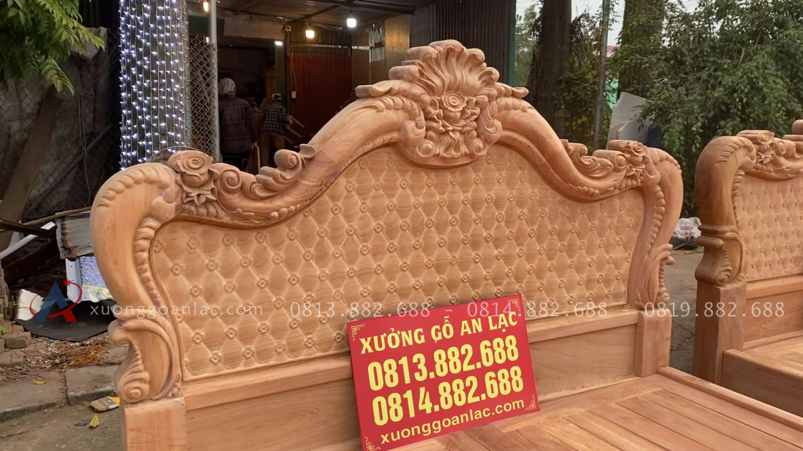 Mẫu giường Louis hoa hồng trám mai gỗ gõ đỏ Nam Phi (hàng mộc) 18 chương giường đục hoa lá tây vách trám mai