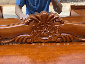 Mẫu giường tân cổ điển và bàn phấn gỗ gõ đỏ cao cấp 25 chân gương đục hoa hồng