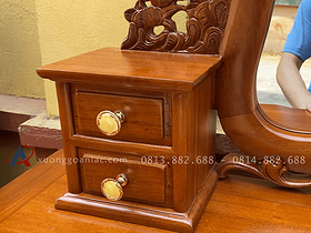 Mẫu giường tân cổ điển và bàn phấn gỗ gõ đỏ cao cấp 26 hai bên gương thiết kế 2 ngăn kéo nhỏ