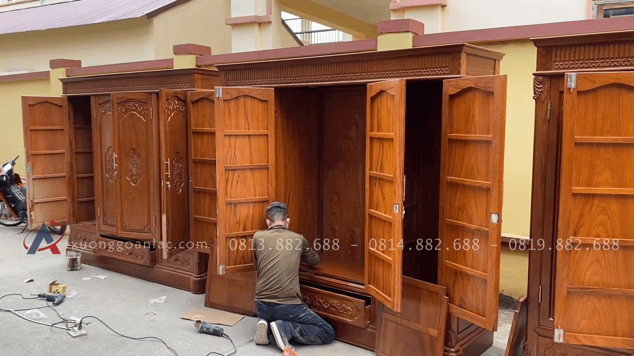Mẫu tủ áo 4 cánh gỗ gõ đỏ hàng víp 21 mẫu tủ áo 3 buồng 4 cánh rộng rãi