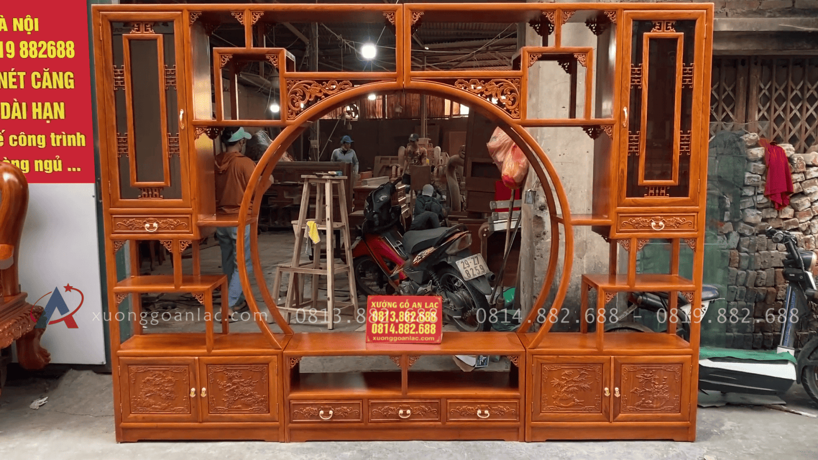 Mẫu tủ kệ tivi kết hợp tủ trang trí phong cách tân cổ điển gỗ hương đá ( Chú Hào - Quảng Ninh) 26 mẫu tủ kệ tivi gỗ hương đá