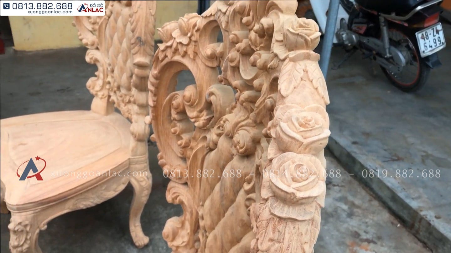 Bộ bàn ăn Louis hoàng gia 10 ghế gỗ gõ đỏ hàng mộc (Anh Đại, Ninh Bình) 30 ghế ăn louis đục hoa hồng tinh xảo