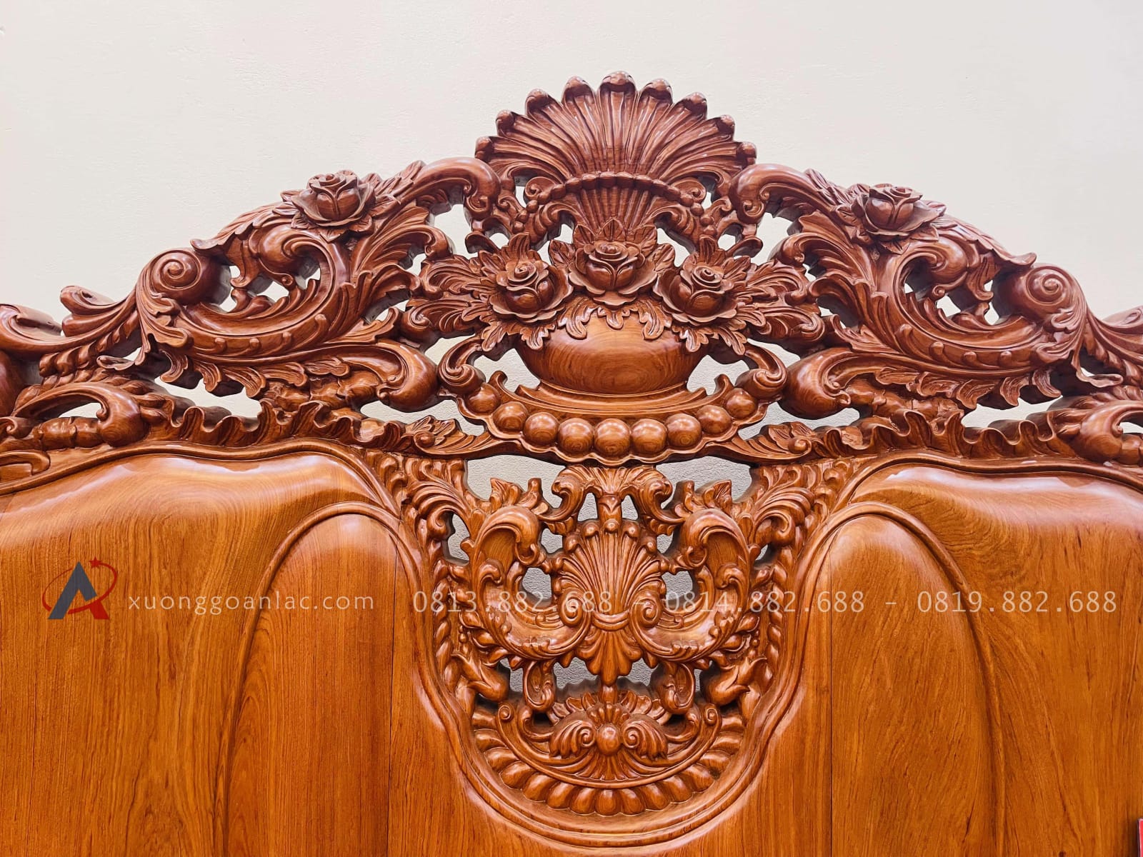 Siêu phẩm bàn ghế hoàng gia nguyên khối 10 món gỗ hương đá (Anh Sâm - Cao Bằng) 43 chương đoản dày 10p