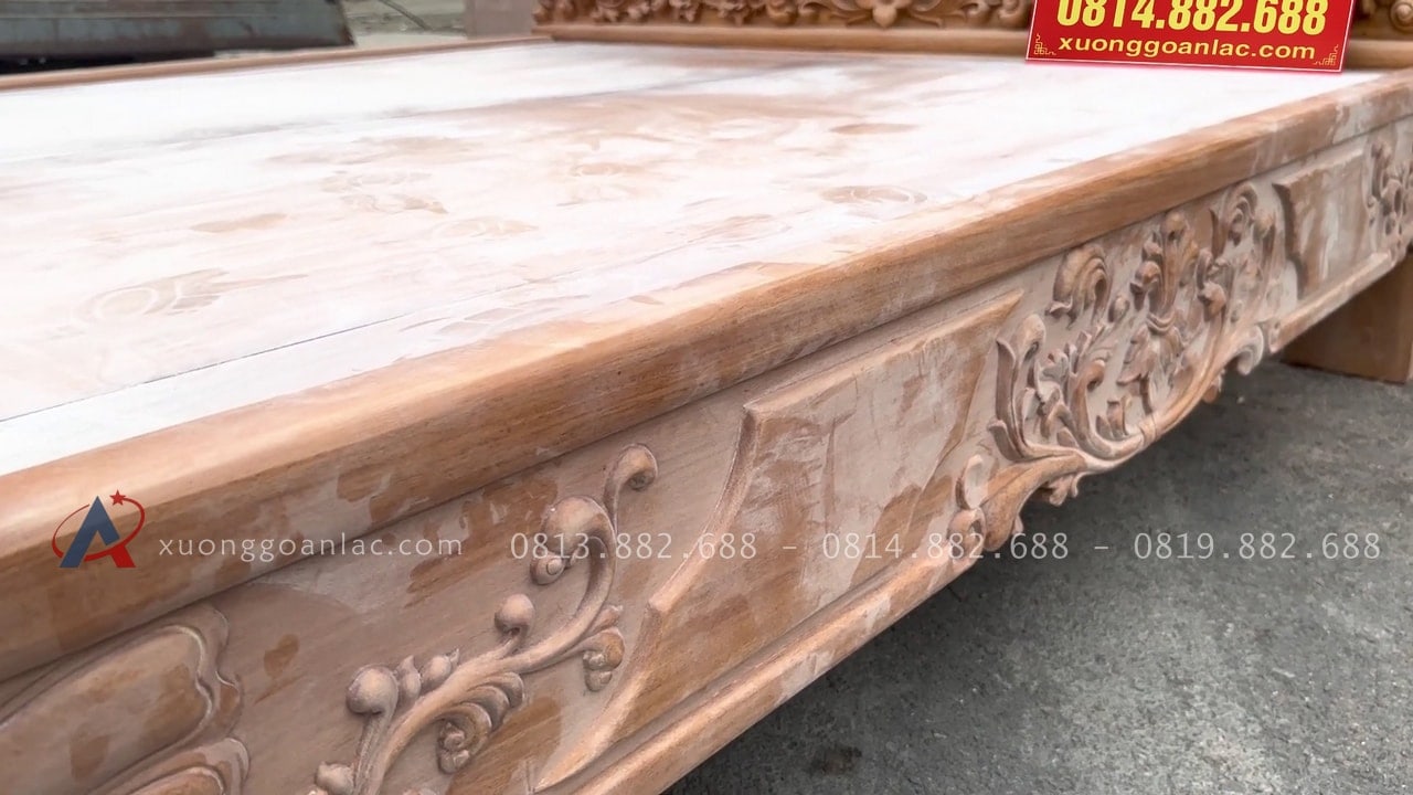 Siêu phẩm giường ngủ louis nguyên khối 19 vai giường gỗ gõ dày 5cm
