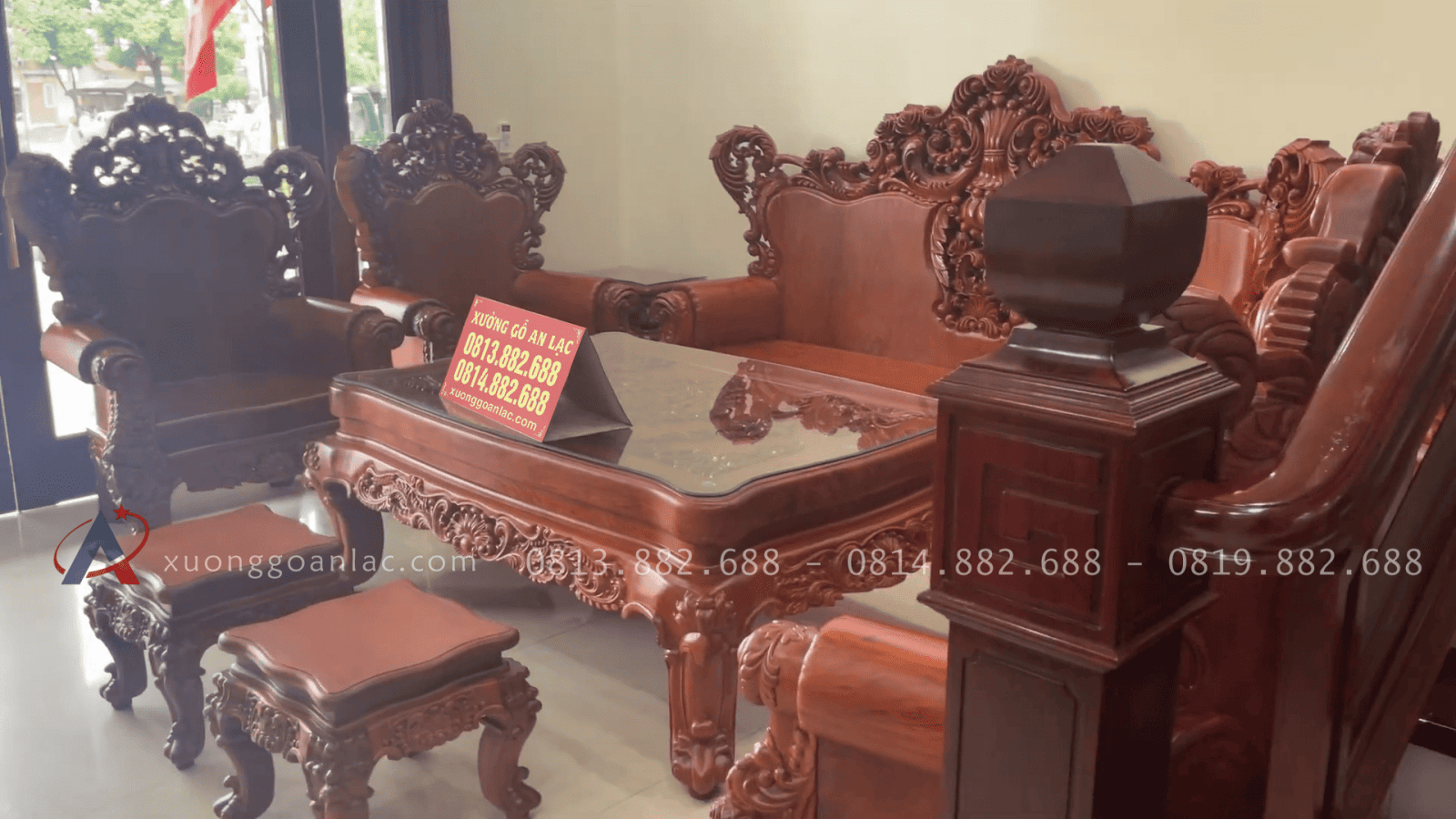 Bàn ghế Hoàng gia nguyên khối hàng vách tựa lưng liền nguyên khối gỗ hương đá (Anh Thủy - Ninh Bình) 16 bộ bàn ghế hoàng gia tân cổ điển