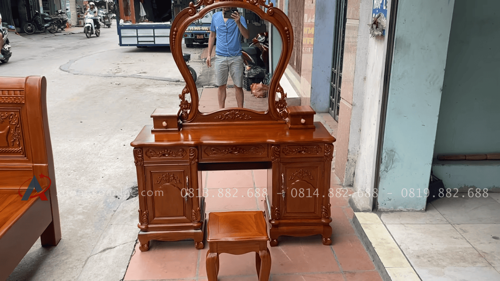 Combo giường ngủ chữ X và bàn trang điểm gỗ gõ đỏ 21 Mẫu bàn phấn gỗ gõ đỏ