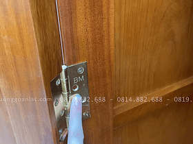 Bộ giường ngủ tủ áo cho phòng ngủ gỗ gõ đỏ 26 tủ quần áo sử dụng bản lề Bm chính hàng