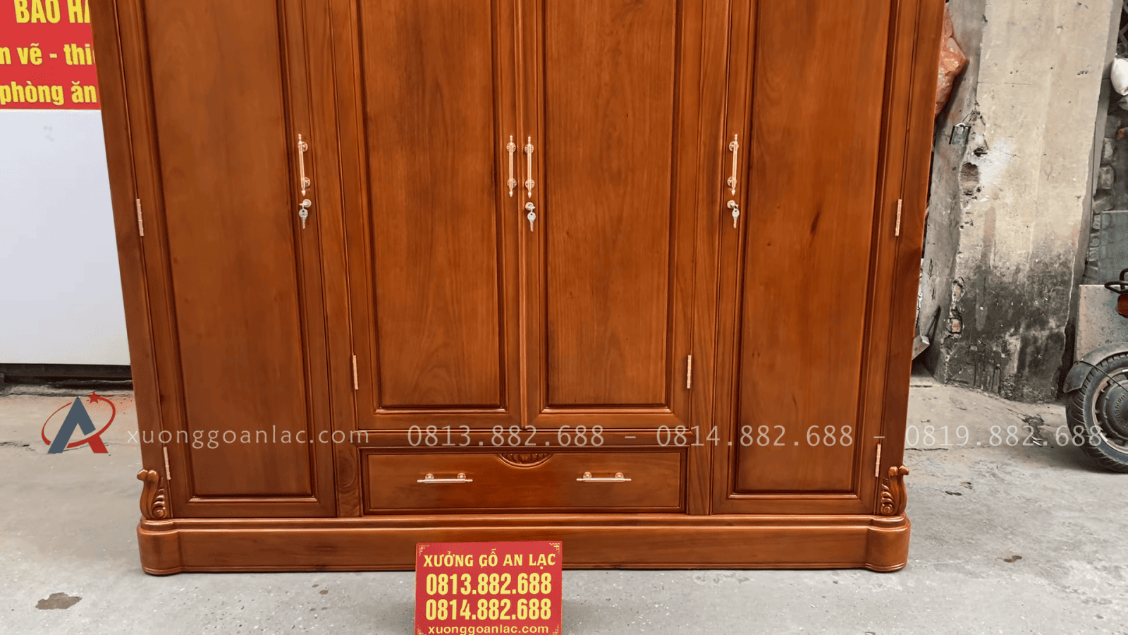 Bộ giường ngủ tủ áo cho phòng ngủ gỗ gõ đỏ 35 bệ chân dày dặn cực chắc chắn