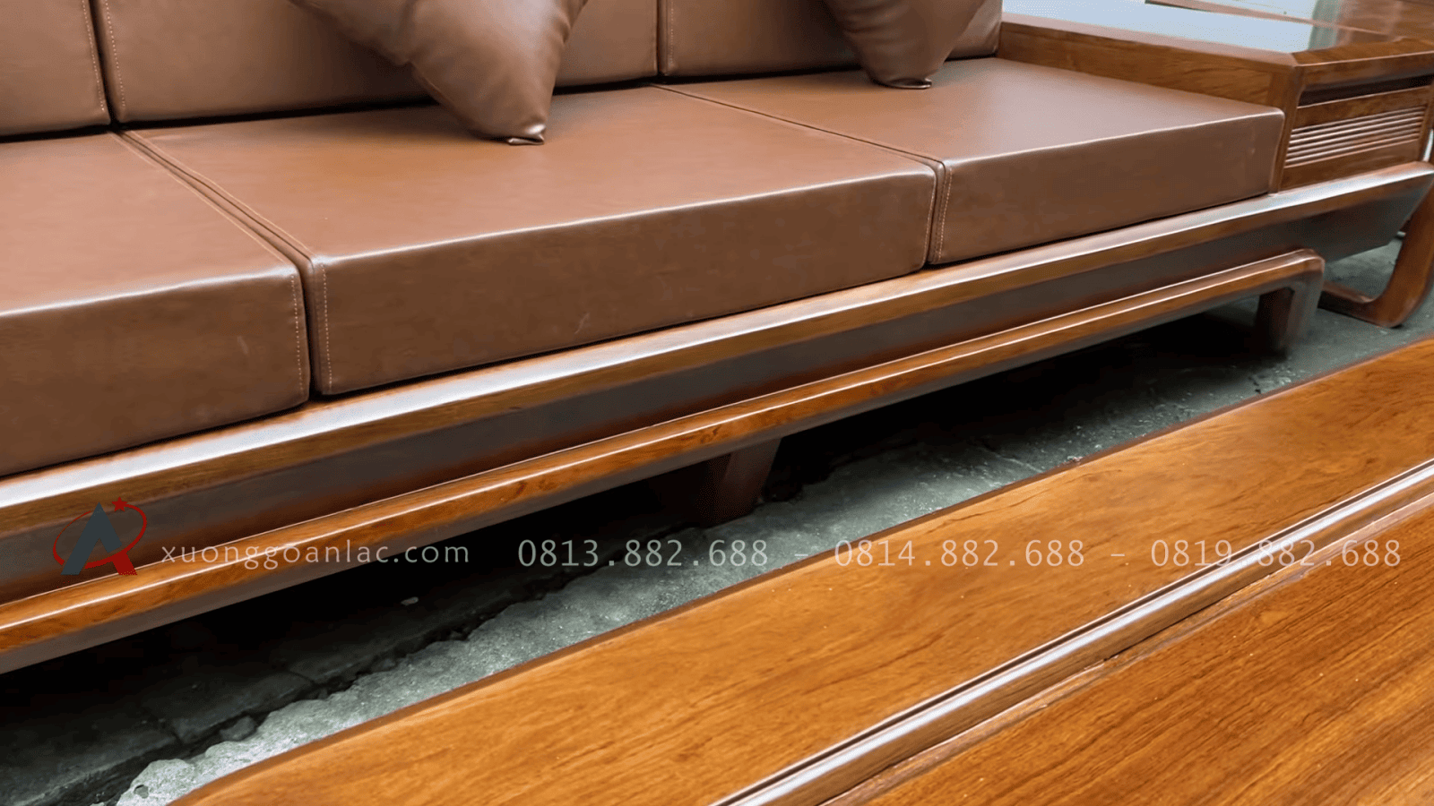 Bộ sofa chân chếch kê hình chữ U gỗ hương đá hàng siêu vip (Anh Đạt - Cao Bằng) 29 Thiết kế hệ chân thuyền cong chếch độc đáo