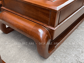 bàn trà chân đùi gà bề thế