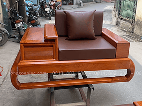 ghế đơn chân đùi gà thiết kế giằng ngang chắc chắn