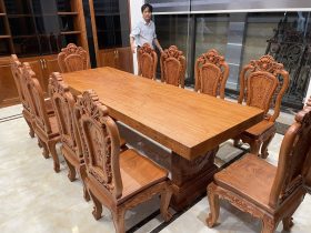 Bàn ăn nguyên khối 10 ghế hồng hạt gỗ hương đá siêu vip (Anh Hồng, Hà Nội) 29 mẫu bàn ăn louis hoàng gia