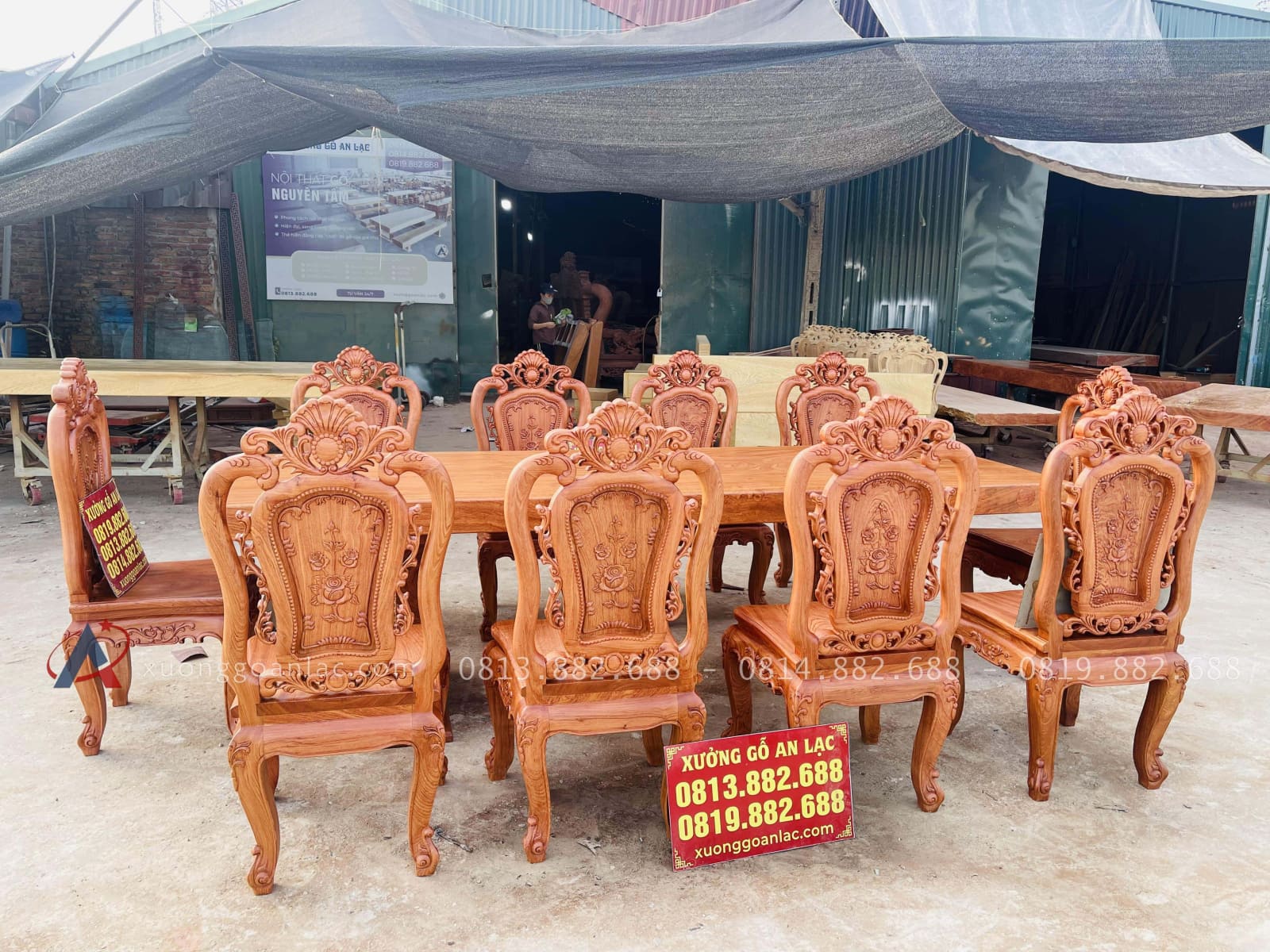 Bàn ăn nguyên khối 10 ghế hồng hạt gỗ hương đá siêu vip (Anh Hồng, Hà Nội) 32 bộ bàn ăn louis hoàng gia