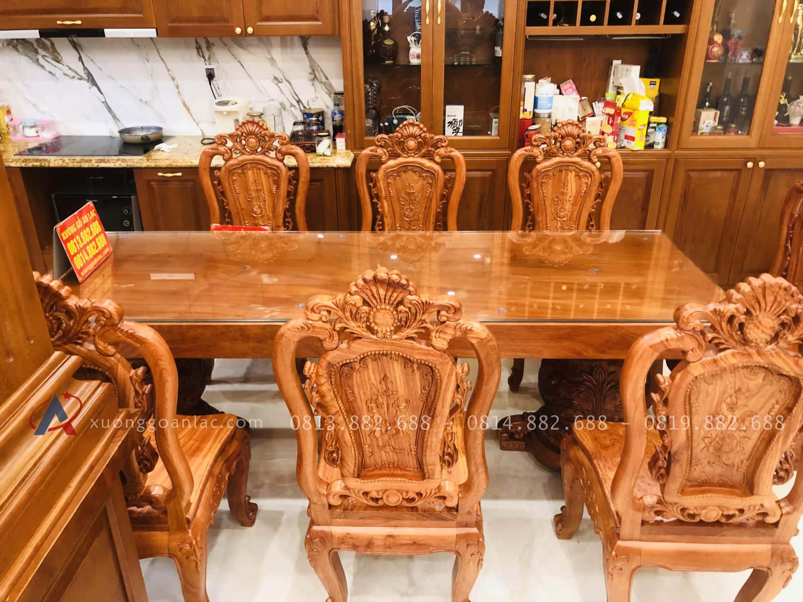 Bộ bàn ăn nguyên khối 8 ghế hồng hạt đục hai mặt gỗ hương đá cao cấp (Anh Đài, Bắc Ninh) 25 bộ bàn ăn 8 ghế hàng cao cấp