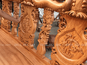 vách ghế tạo khung đục tranh