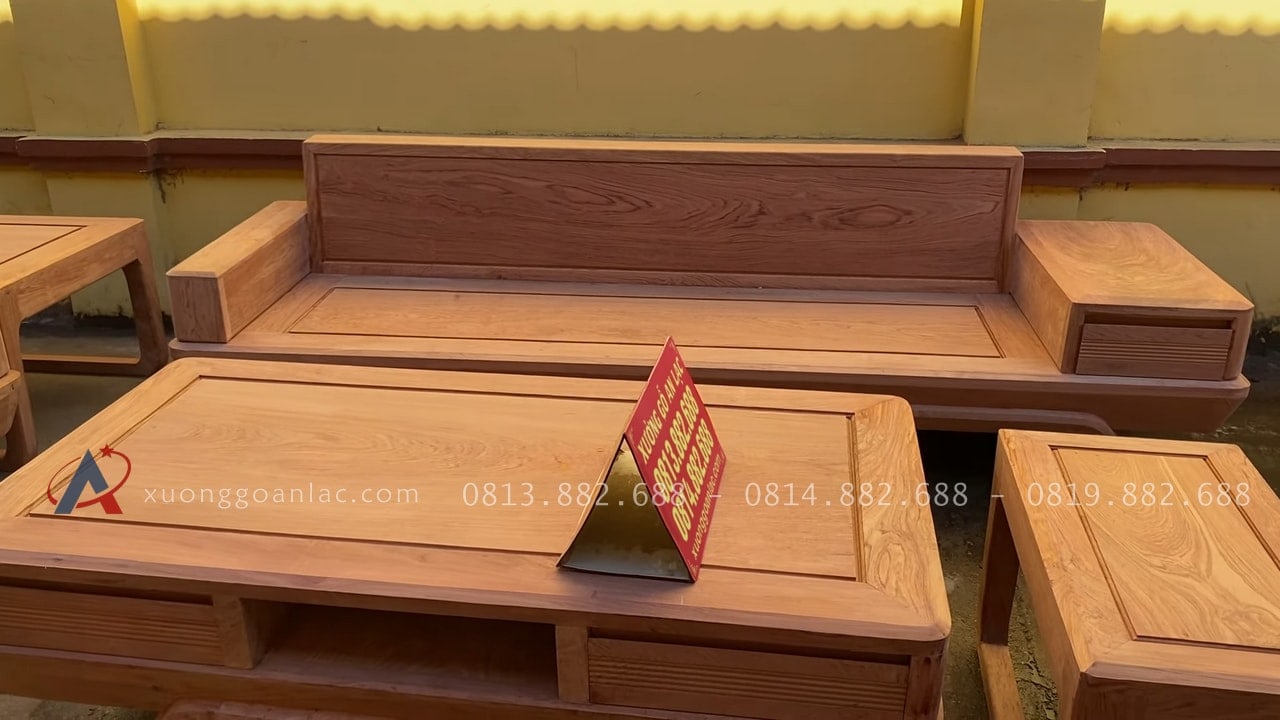 Cận cảnh bản mộc thô 2 bộ sofa chân chéo và chân đùi gà gỗ hương đá cao cấp 56 mặt bàn khung tranh ván liền giữ trơn