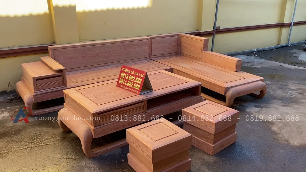 Cận cảnh bản mộc thô 2 bộ sofa chân chéo và chân đùi gà gỗ hương đá cao cấp 43 mẫu sofa chân đùi gà hiện đại