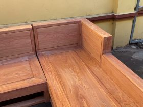 Cận cảnh bản mộc thô 2 bộ sofa chân chéo và chân đùi gà gỗ hương đá cao cấp 25 ghế băng góc chữ L