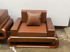 Bộ sản phẩm có 2 ghế đơn