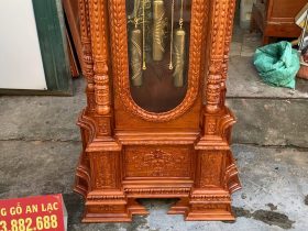 Combo bàn phấn hoa hồng và đồng hồ tứ trụ vát gỗ hương đá cao cấp 29 thân máy rộng rãi đục tỉa họa tiết tinh xảo