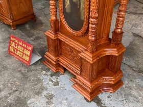 Combo bàn phấn hoa hồng và đồng hồ tứ trụ vát gỗ hương đá cao cấp 31 Chân bệ bề thế chạm trổ cầu kỳ