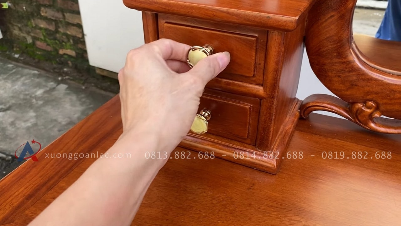 Combo bàn phấn hoa hồng và đồng hồ tứ trụ vát gỗ hương đá cao cấp 39 chân gương thiết kế ngăn kéo nhỏ