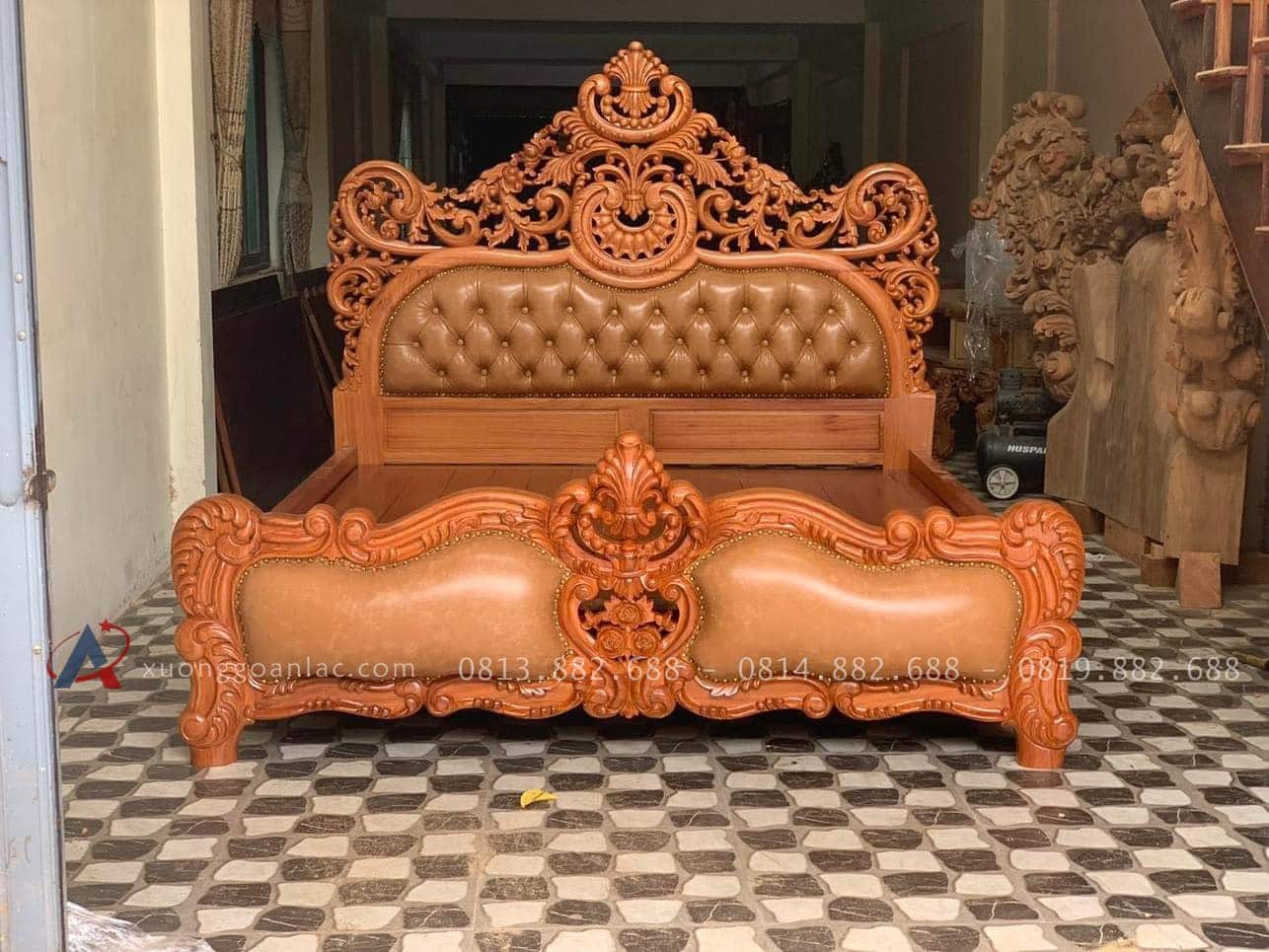 Mẫu giường hoàng gia bọc đệm gỗ gõ đỏ cao cấp 10 mẫu giường hoàng gia bcj đệm gỗ gõ đỏ