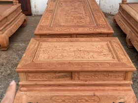 thiết kế bàn con đục tỉa họa tiết tinh xảo