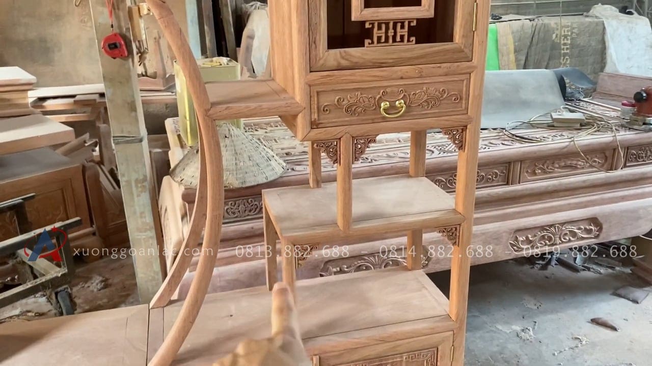 Kệ tivi kết hợp trang trí hệ tủ zíc zắc gỗ hương hàng đặt của anh Bình - Cẩm Giàng, Hải Dương 20 ô đợt zíc zắc của kệ