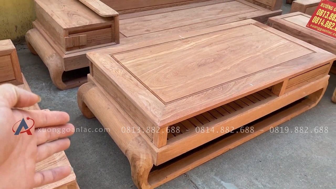 Hình ảnh chân thực bản mộc thô 2 bộ sofa đùi gà gỗ hương đá 44 bàn trà gỗ hương đá