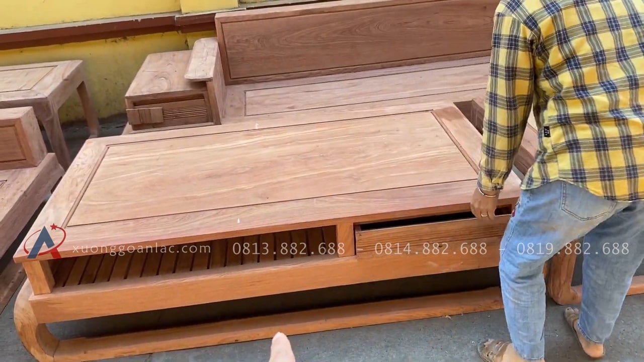 Hình ảnh chân thực bản mộc thô 2 bộ sofa đùi gà gỗ hương đá 48 kết cấu bàn 2 tầng tiện dụng
