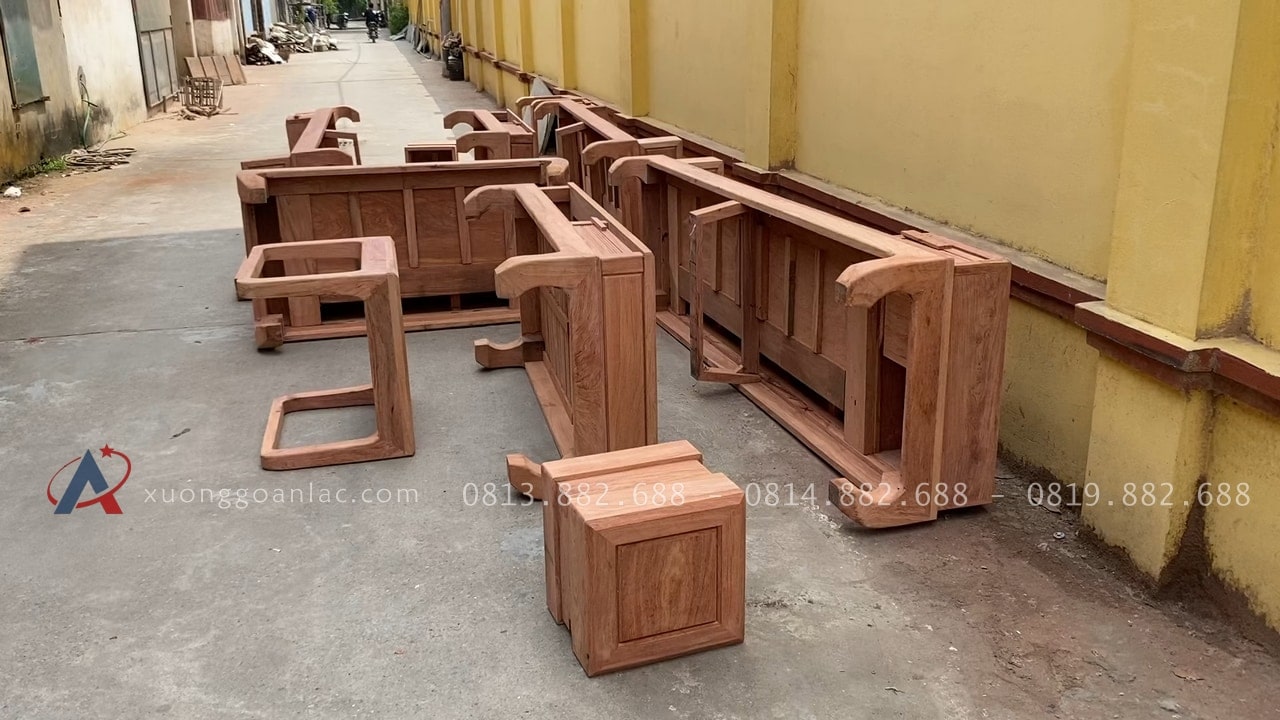 Mộc thô 2 bộ sofa chân hươu gỗ hương đá hàng đẹp sỉ đét 52 đôn con ngồi gỗ hương đá