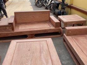 ghế đôi chân đùi gà