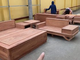 hai chiếc ghế đôi rộng rãi