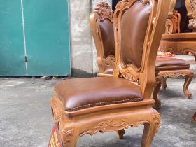 Siêu phẩm bàn ăn tròn 8 ghế louis gõ đỏ bọc đệm da bò thật hàng cao cấp (Chị Hằng, Hà Tĩnh) 15 mặt ngồi và lưng tựa bọc da