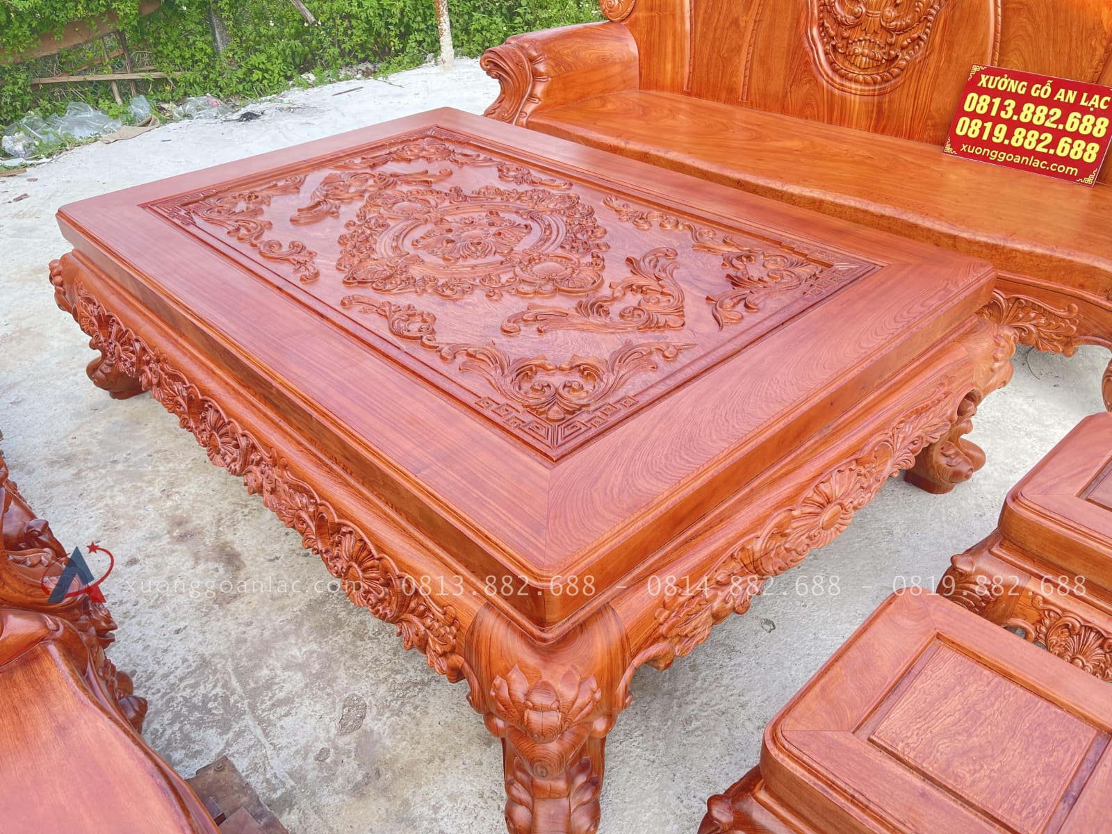 Bộ bàn ghế hoàng gia nguyên khối 10 món gỗ hương đá cao cấp 31 bàn tràhoàng gia gỗ hương đá