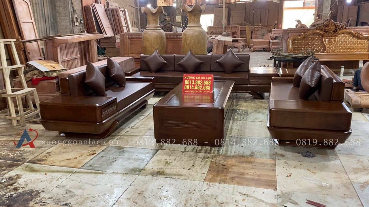 Bộ sofa chân chếch vát hàng đặt gỗ hương PU màu óc chó kèm bộ da đệm Hàn Quốc (Anh Thịnh - Hà Nam) 34 bộ bàn ghế chân chếch gỗ hương phun màu óc chó