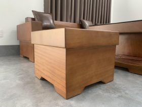 Bàn Giao bộ sofa và kệ tivi gỗ gõ đỏ cao cấp tại Bắc Ninh cho gia đình anh Trường 14 đôn ngồi gỗ gõ đỏ