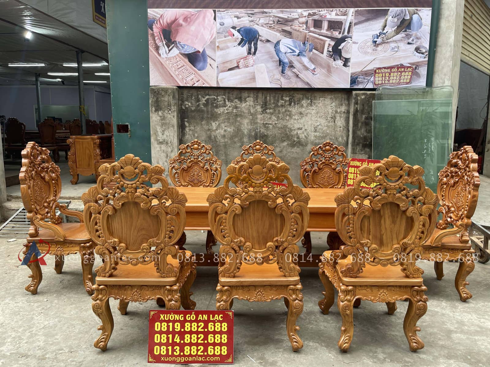 Bộ bàn ăn bầu dục cùng 8 ghế louis gỗ gõ đỏ cao cấp (Anh Quyền, Thái Bình) 14 bàn ăn gỗ gõ đỏ