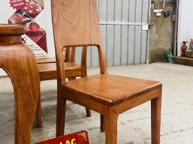 Bàn ăn hoàng gia kết hợp 6 ghế hiện đại gỗ hương đá (Anh Tân, Hải Dương) 14 ghế ăn mặt ván tràn