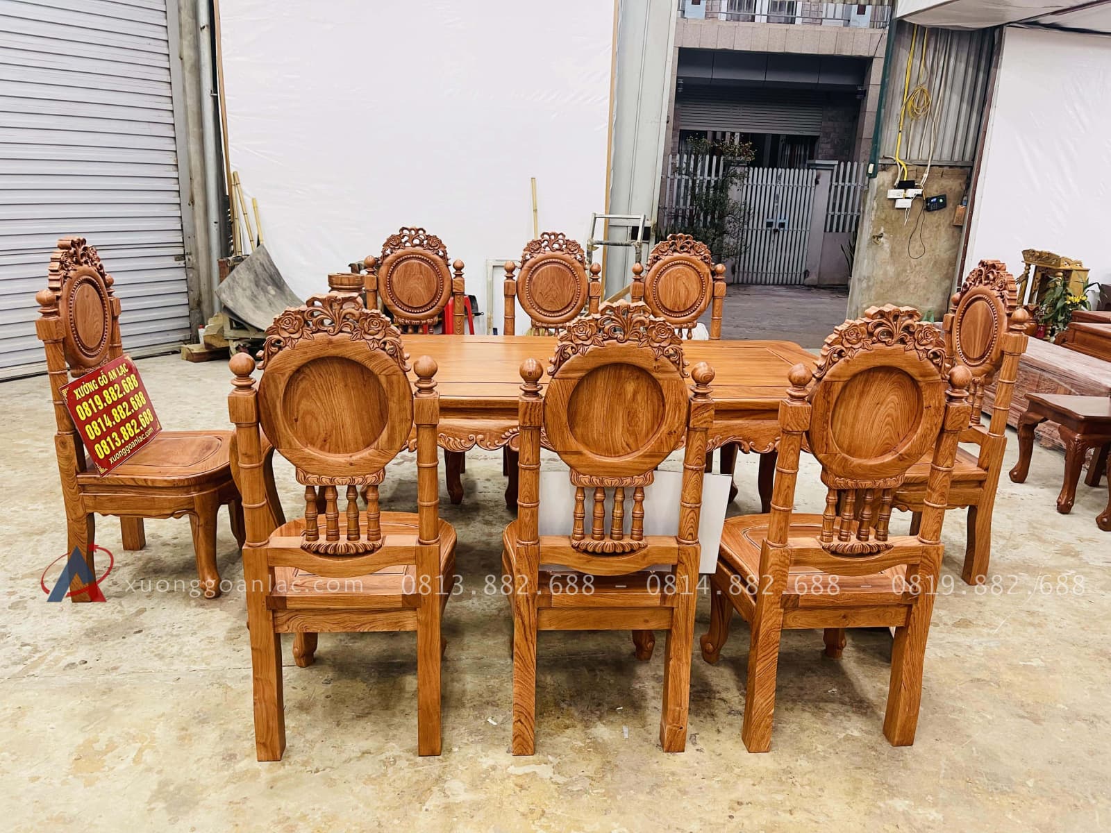 Bộ bàn ăn hoàng gia 8 ghế louis cổ điển gỗ hương đá cao cấp (Chị Phương, Hà Nội) 27 bộ bàn ăn 8 ghế